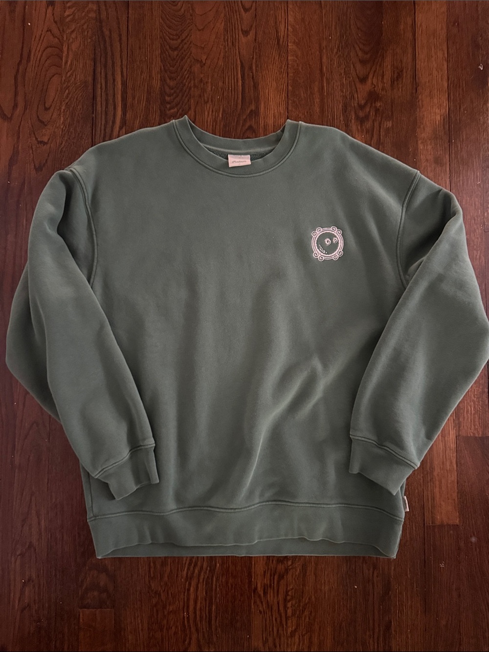 USED Malbon Buckets Club crewneck size XL